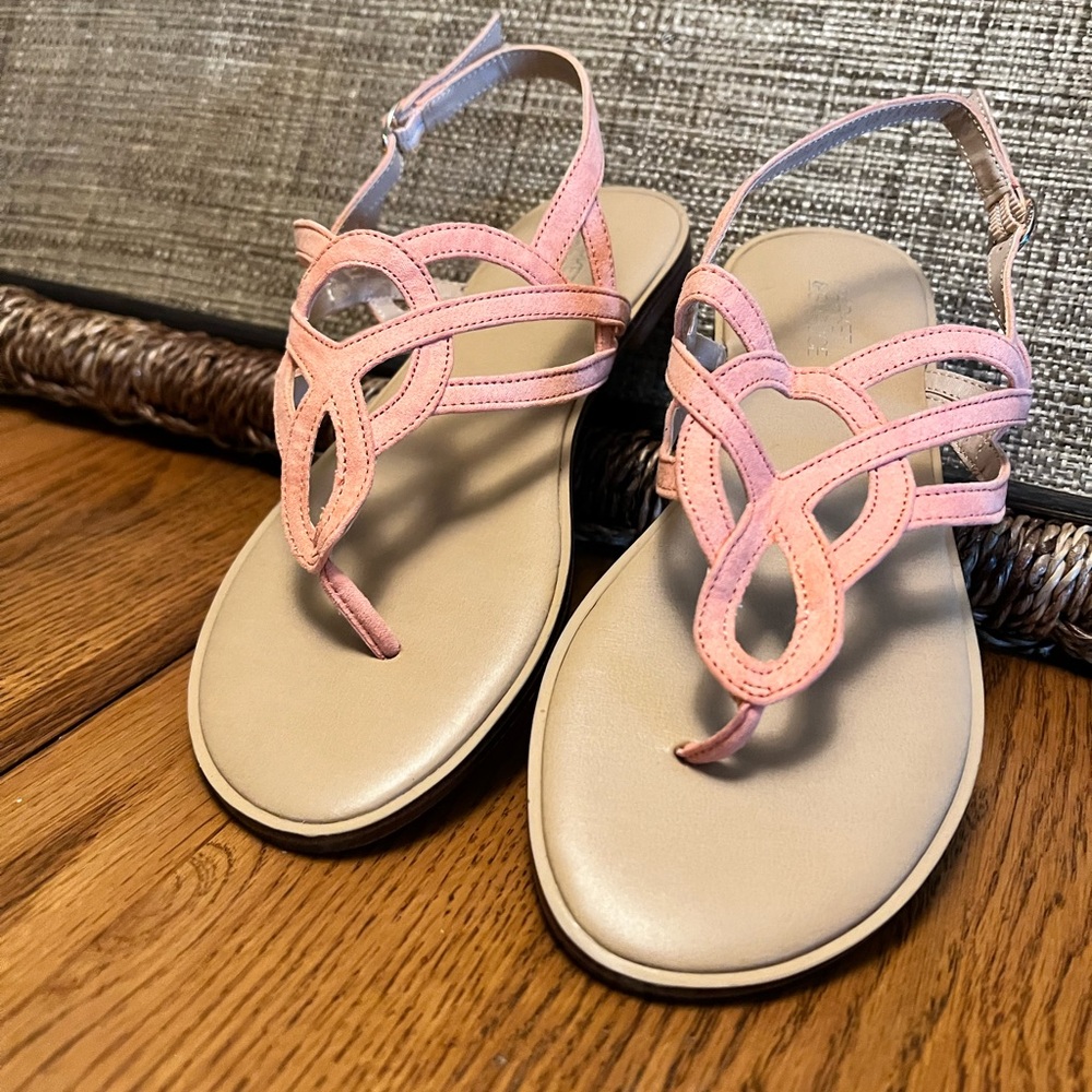 Elegant Pink Sandals
